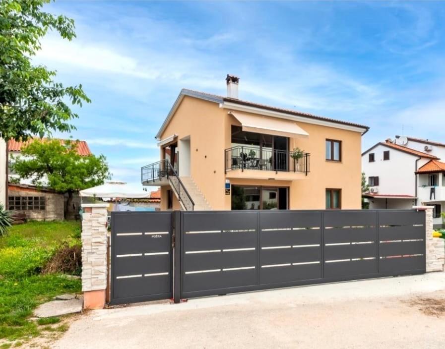 Apartman Lorena Rovinj Exteriér fotografie